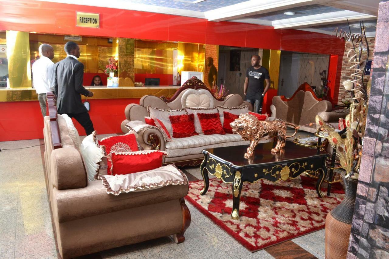 Limoh Suites Benin City Exterior foto
