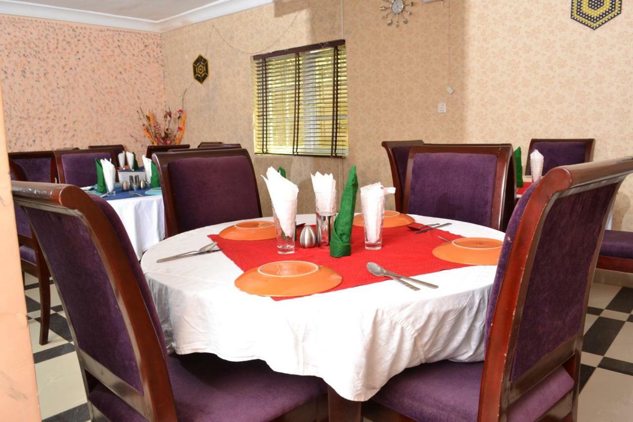 Limoh Suites Benin City Exterior foto