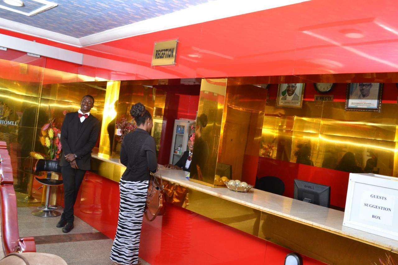 Limoh Suites Benin City Exterior foto