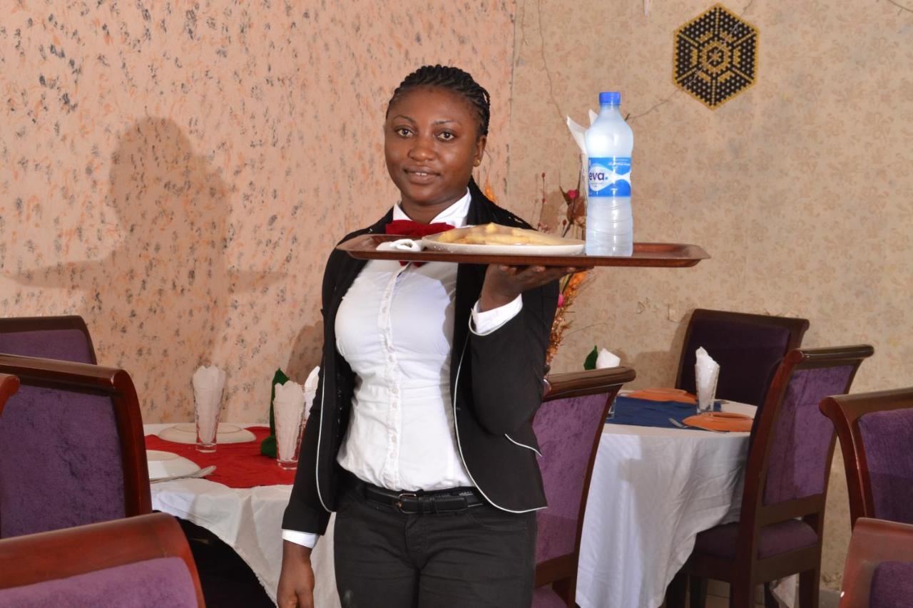 Limoh Suites Benin City Exterior foto